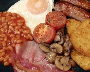Breakfast at Dovecote Lodge